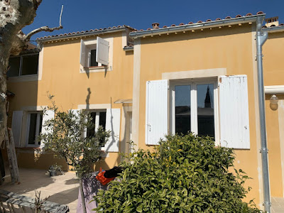 Gervais Blondel Ravalement de façade Aix-en-Provence Nettoyage traitement et peinture de toiture et façade